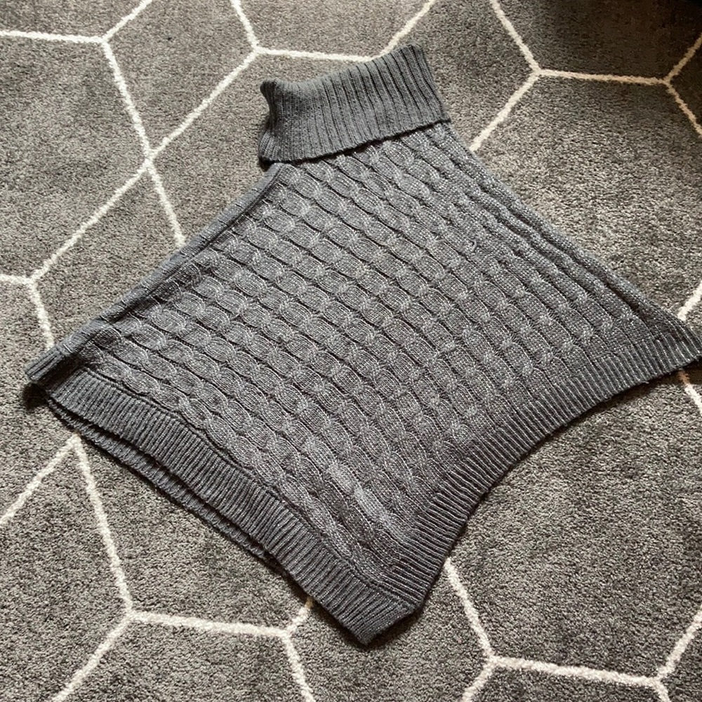 Steve Madden poncho